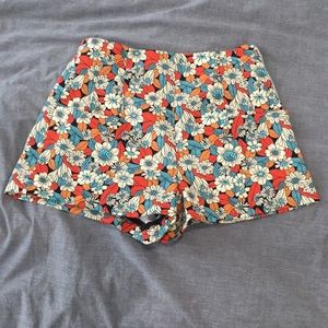 Floral patterned shorts